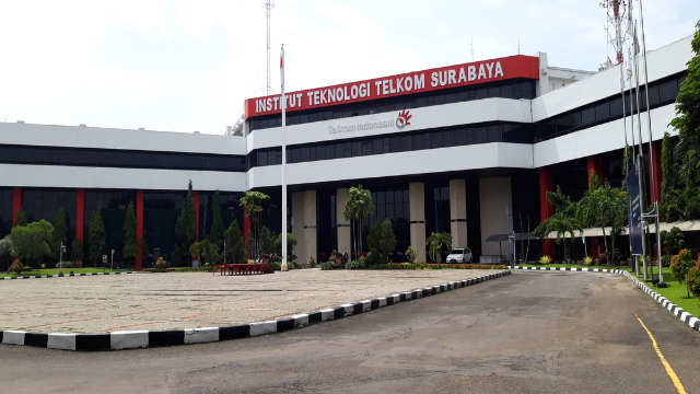 Menyelami Keunggulan Institut Teknologi Telkom Surabaya